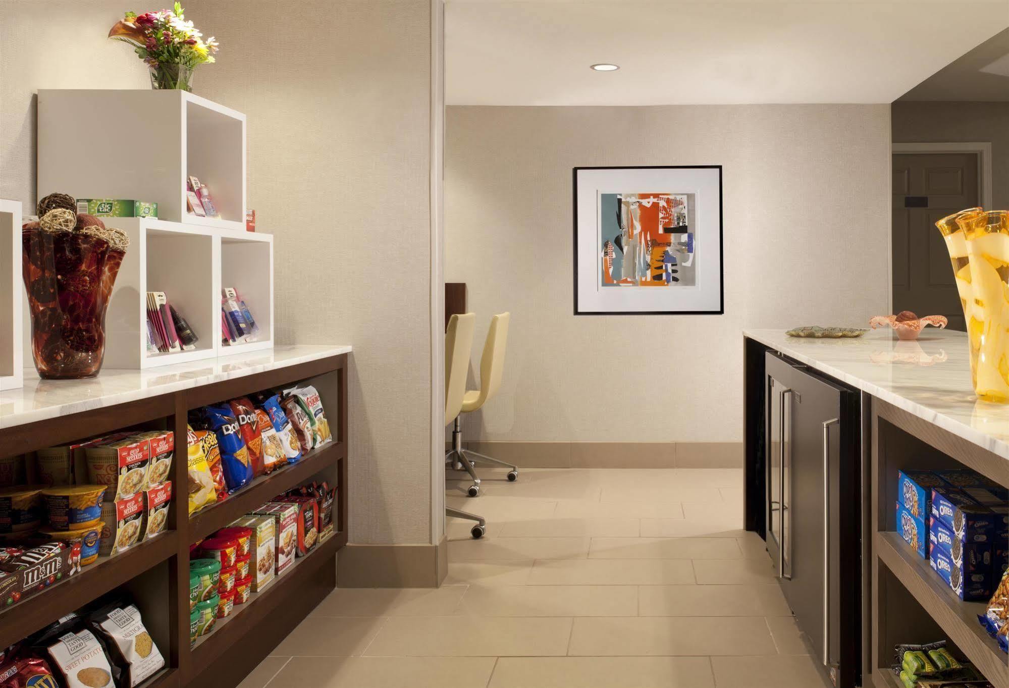 Hyatt House - University Village โคโลราโดสปริงส์ ภายนอก รูปภาพ