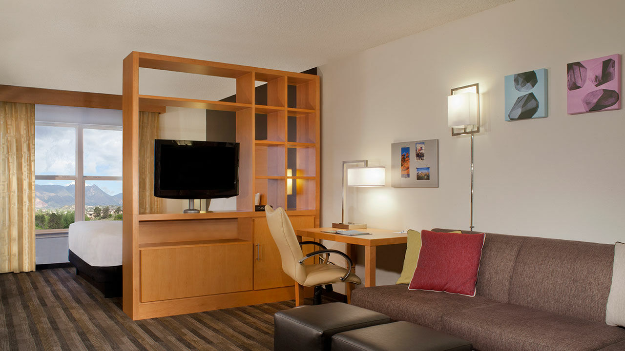 Hyatt House - University Village โคโลราโดสปริงส์ ภายนอก รูปภาพ